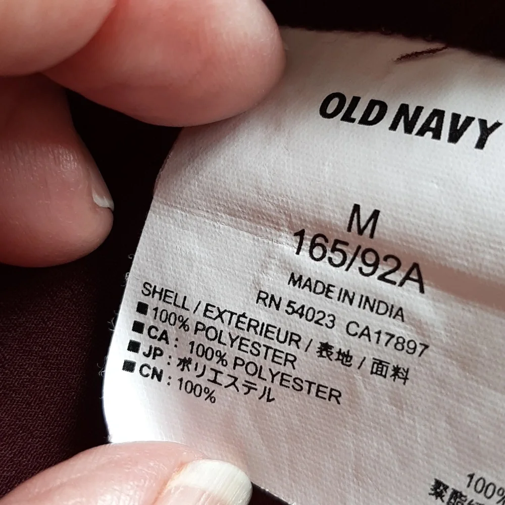 Old Navy blouse. long sleeved pull on .  Size Medium.  Burgundy. - Picture 9 of 13